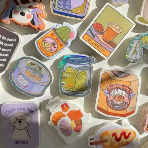 Custom Logo Printing Waterproof Vinyl Stickers Glossy Waterproof PVC Adhesive Die Cut Stickers