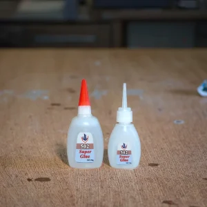 Cyanoacrylate Instant Adhesive Super Glue for Metal, Rubber, Plastic, and Ceramics